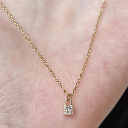 Stunning Necklace for Daily Wear