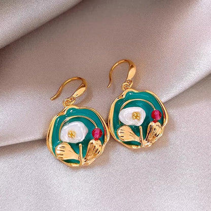 Classic Pearl Earring with Timeless Appeal
