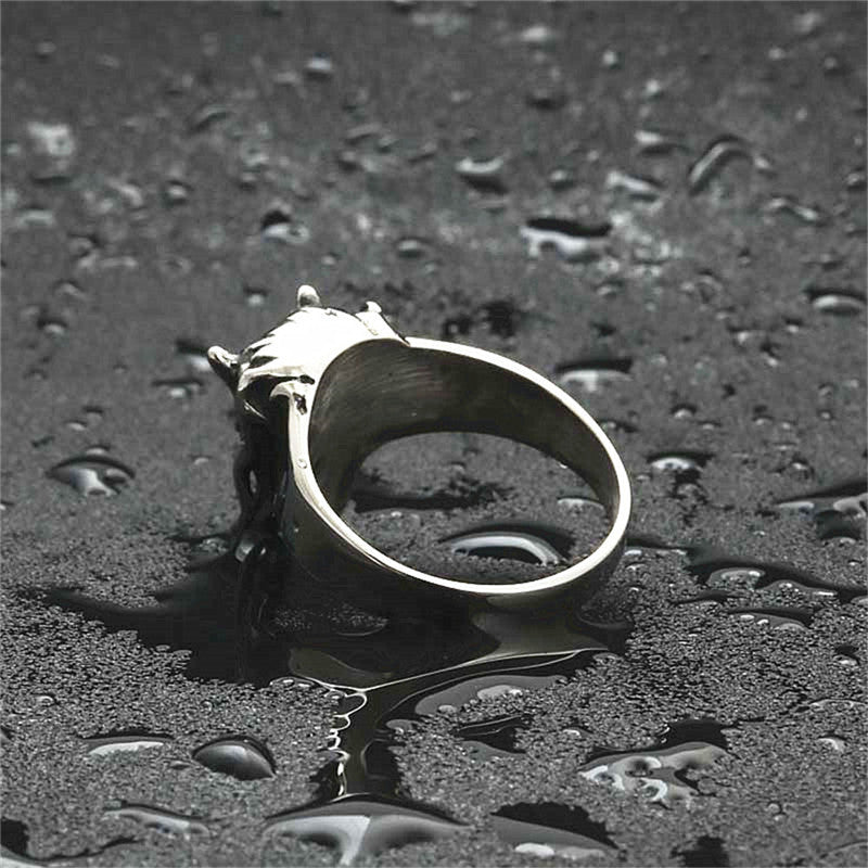 Classic Ring with Timeless Appeal