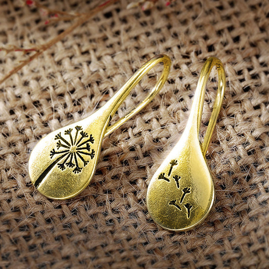 Classic Earring with Timeless Appeal
