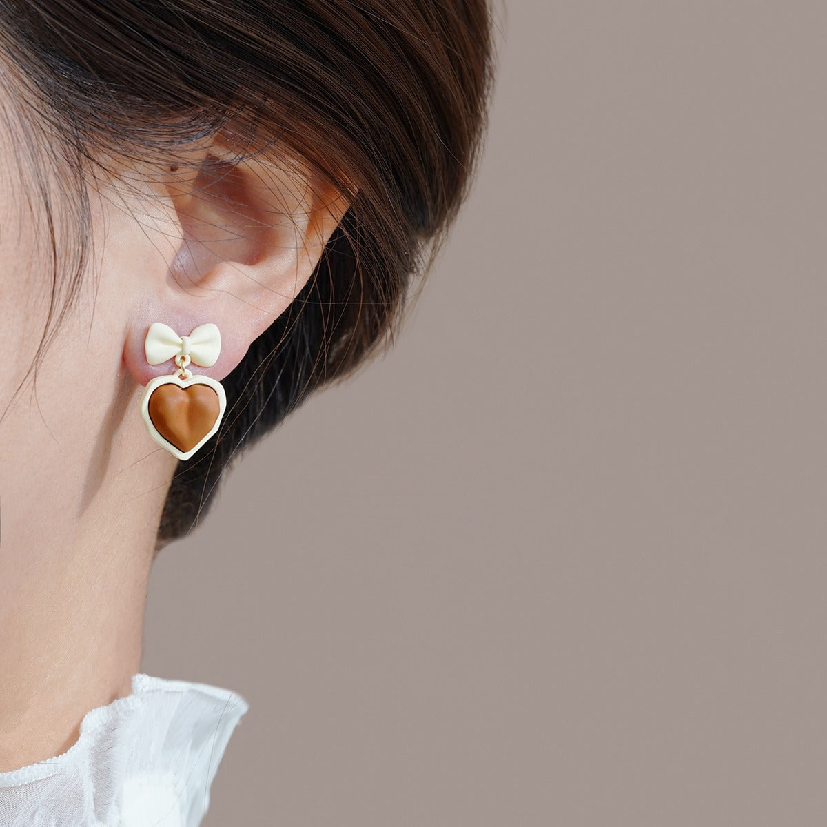 Charming Earring for Any Occasion