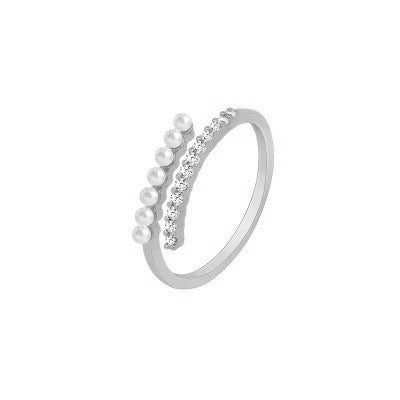 Classic Pearl Ring with Timeless Appeal