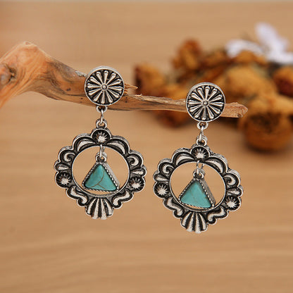 Classic Earring with Timeless Appeal