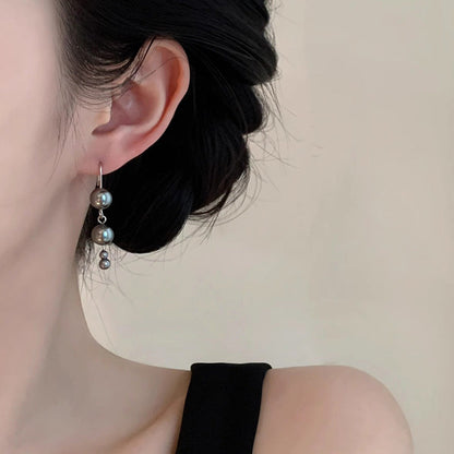 Classic Pearl Earring with Timeless Appeal