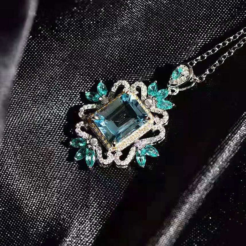 Beautiful Necklace with Unique Style