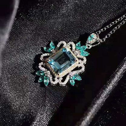 Beautiful Necklace with Unique Style