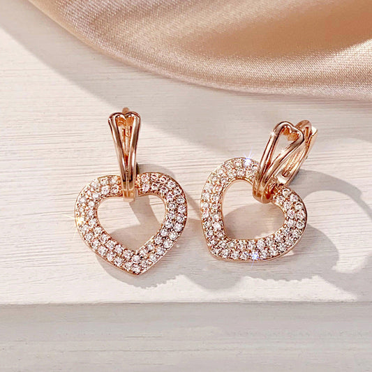 Charming Earring for Any Occasion