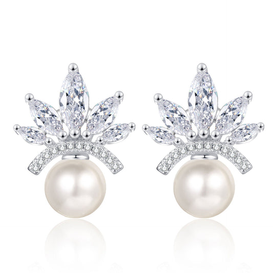 Beautiful Pearl Earring with Unique Style