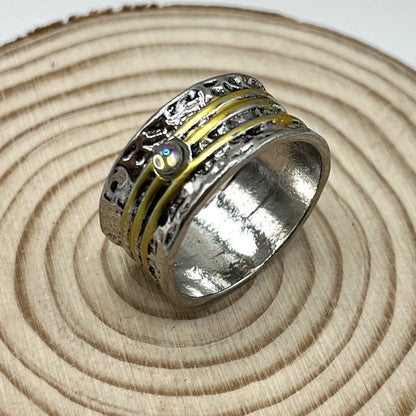 Classic Ring with Timeless Appeal