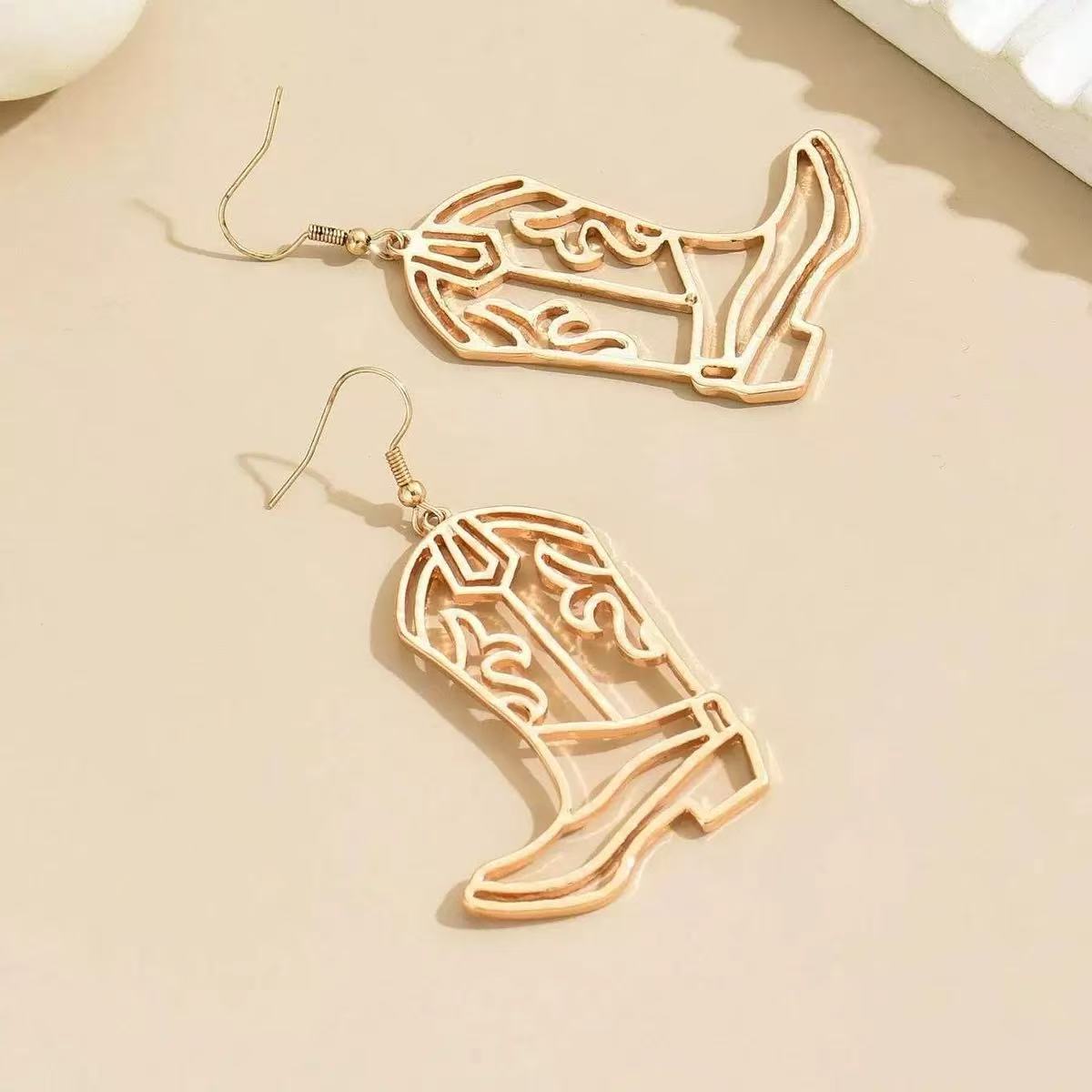 Classic Earring with Timeless Appeal