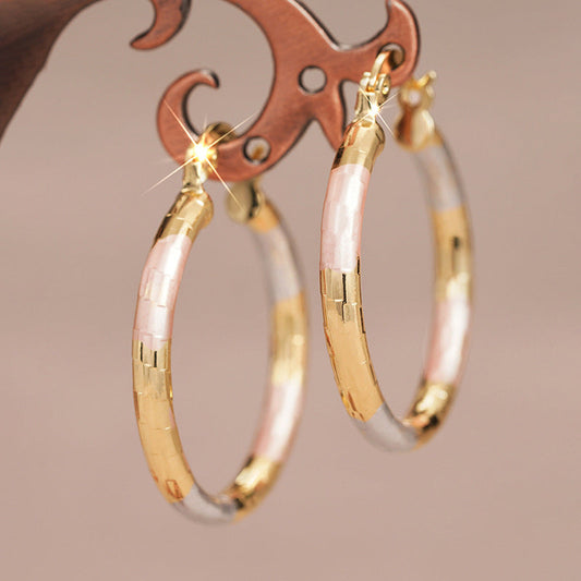 Charming Piece for Any Occasion