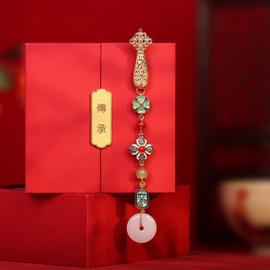 Romantic Pendant for Special Moments
