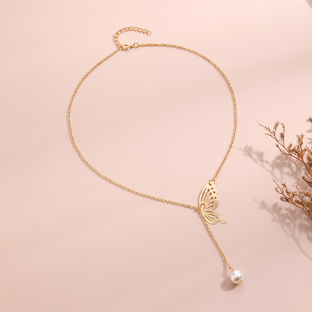 Beautiful Gold Necklace with Unique Style