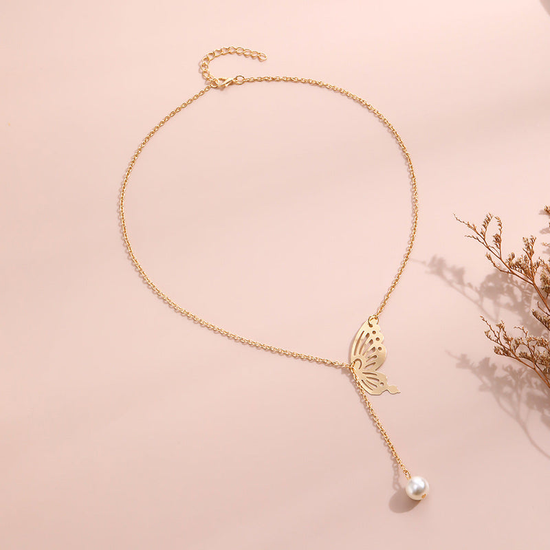 Beautiful Gold Necklace with Unique Style