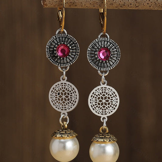 Classic Earring with Timeless Appeal