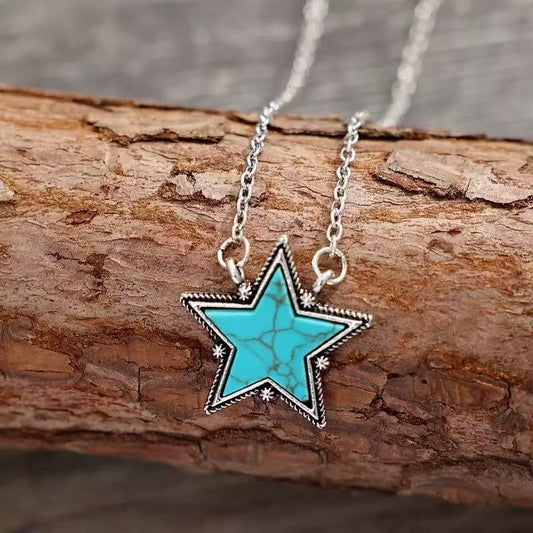 Charming Pendant for Any Occasion