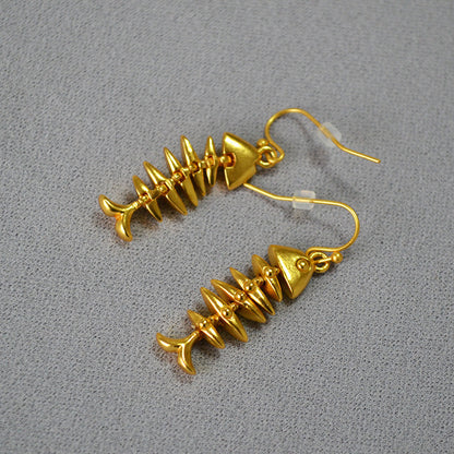 Vintage Handmade Gold Earring
