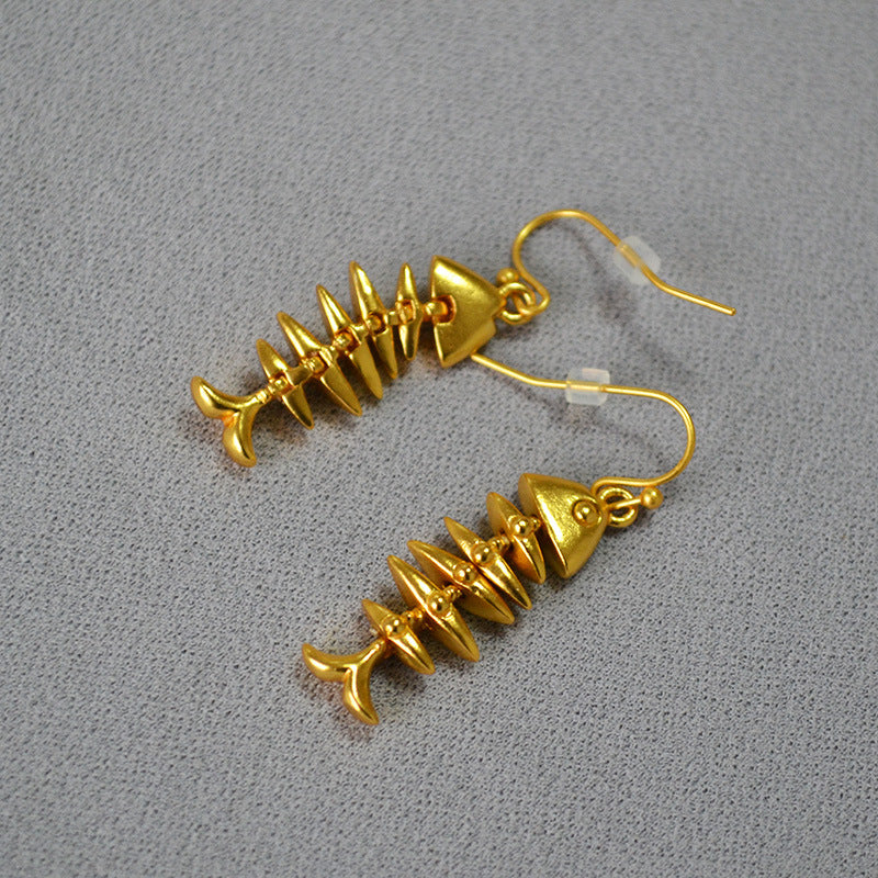 Vintage Handmade Gold Earring
