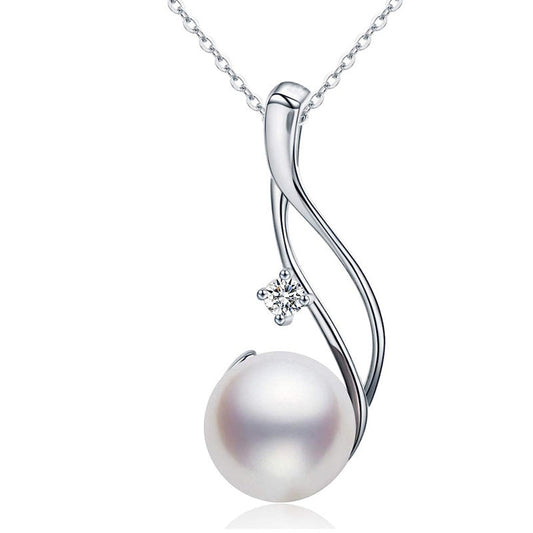 Charming Pearl Necklace for Any Occasion