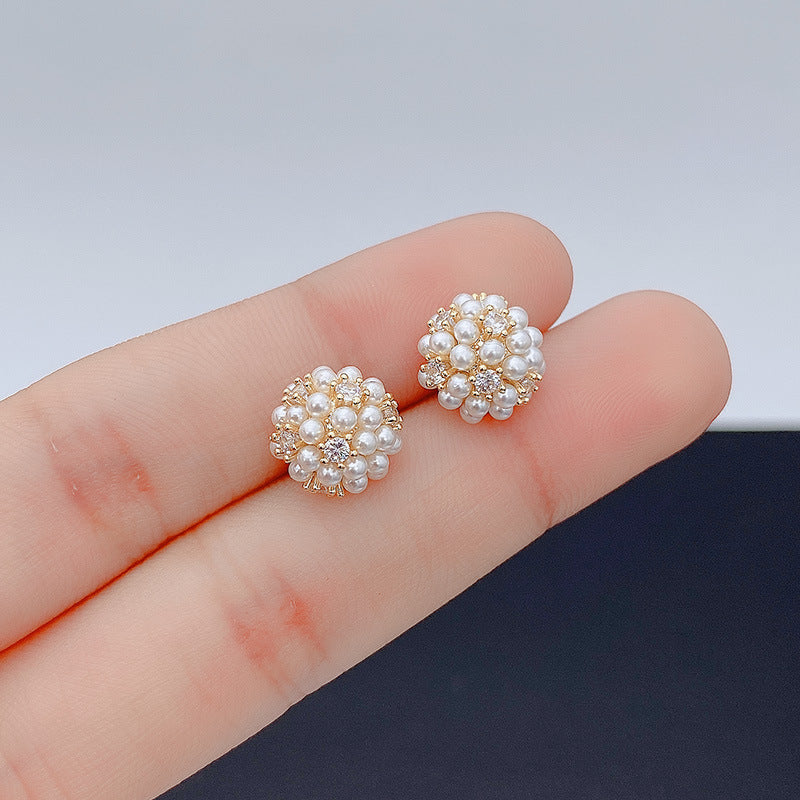 Beautiful Pearl Earring with Unique Style