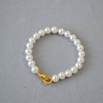 Stunning Gold Bracelet for Daily Wear