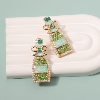 Stunning Pearl Earring for Daily Wear