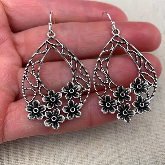 Stunning Earring for Daily Wear