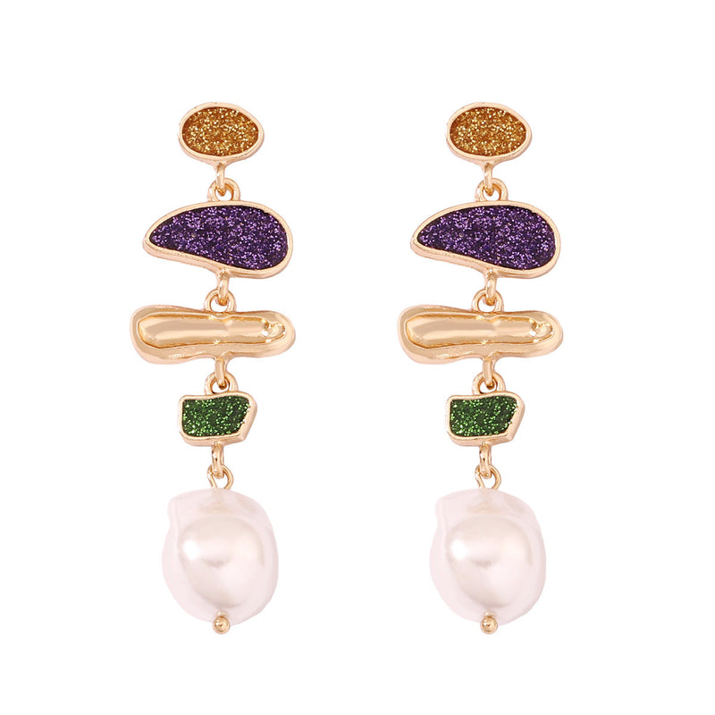 Classic Pearl Earring with Timeless Appeal