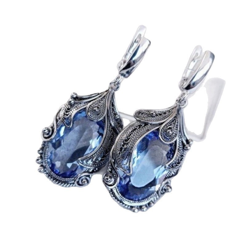 Charming Pearl Earring for Any Occasion