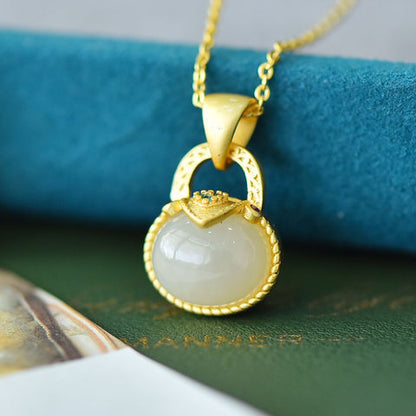 Romantic Silver Necklace for Special Moments