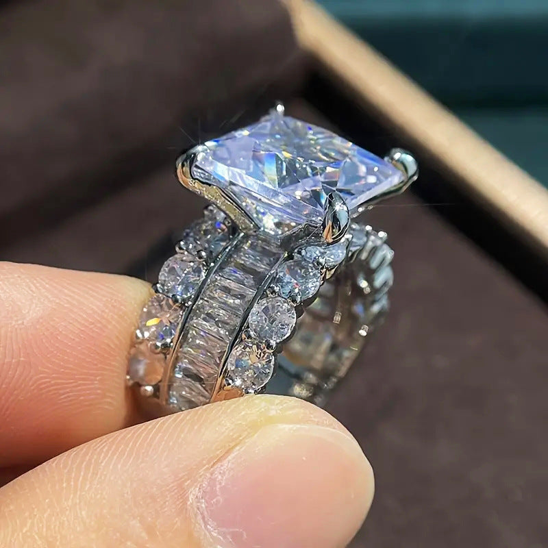 Stunning Ring for Daily Wear