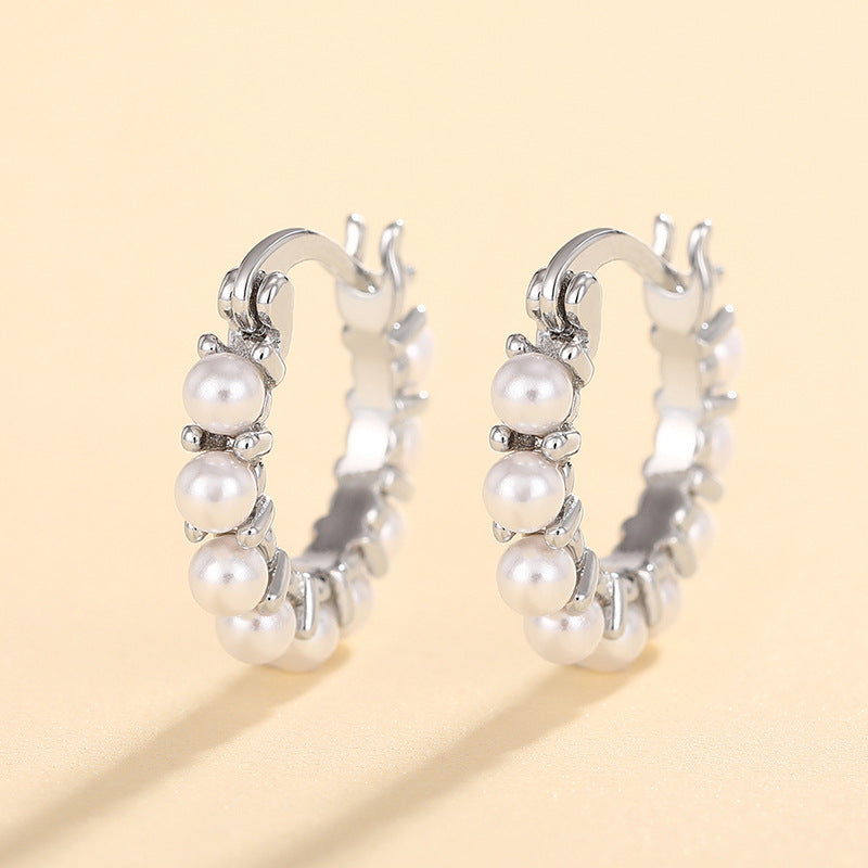 Romantic Pearl Earring for Special Moments