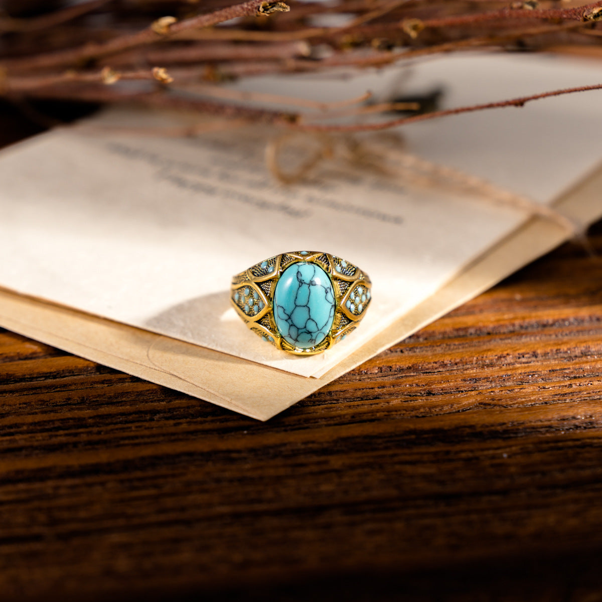 Charming Gold Ring for Any Occasion