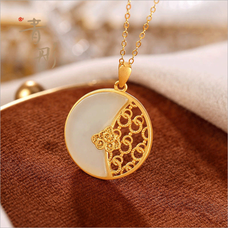 Stunning Gold Necklace for Daily Wear