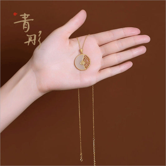 Stunning Gold Necklace for Daily Wear