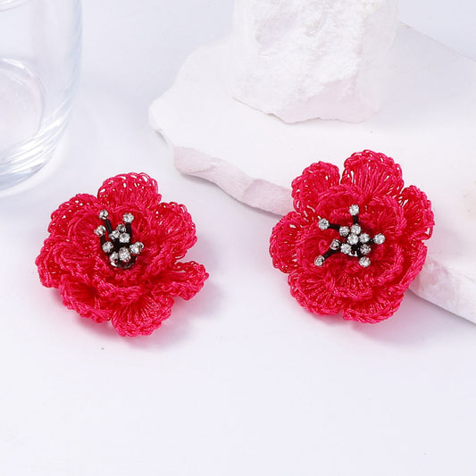 Charming Earring for Any Occasion