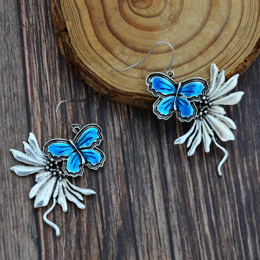 Delicate Artisan Silver Earring