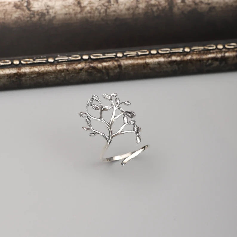 Elegant Ring for Every Occasion
