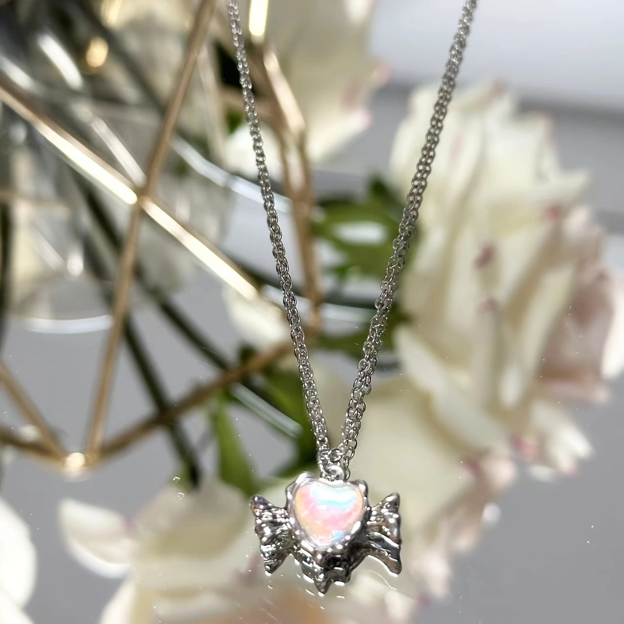 Beautiful Silver Necklace with Unique Style