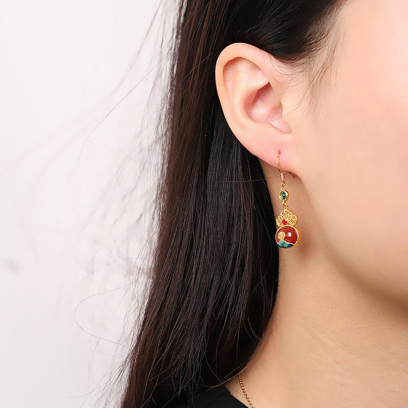 Elegant Silver Earring for Every Occasion
