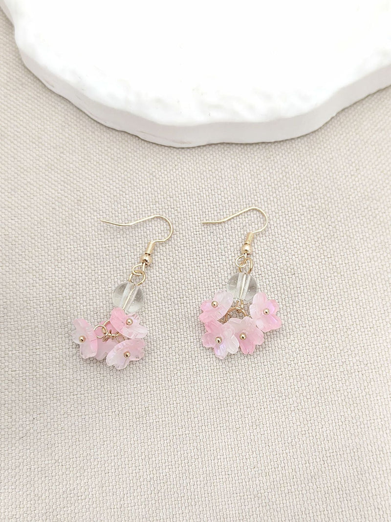Stunning Pearl Earring for Daily Wear