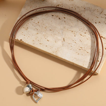 Classic Pearl Necklace with Timeless Appeal