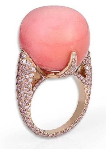 Stunning Gold Ring for Daily Wear
