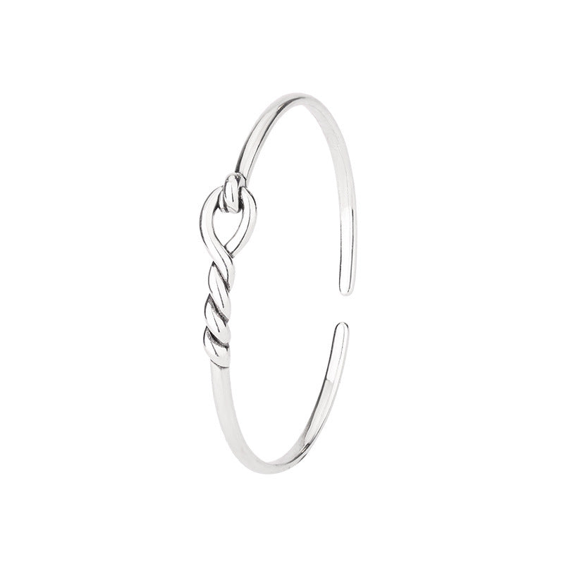 Classic Bracelet with Timeless Appeal