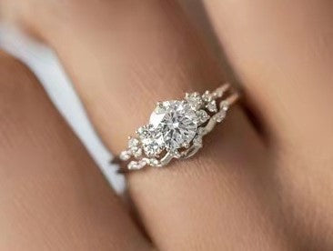 Beautiful Gold Ring with Unique Style