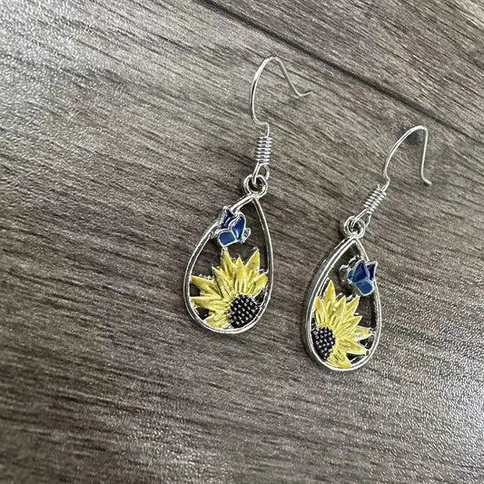 Classic Earring with Timeless Appeal
