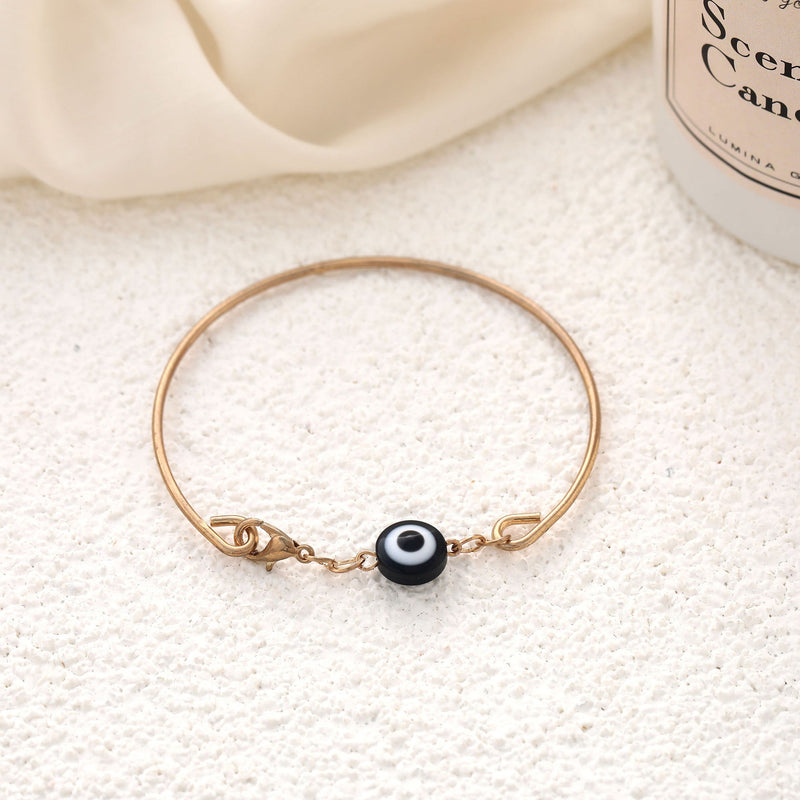 Charming Gold Bracelet for Any Occasion