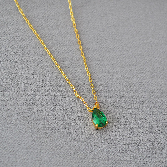 Classic Gold Necklace with Timeless Appeal