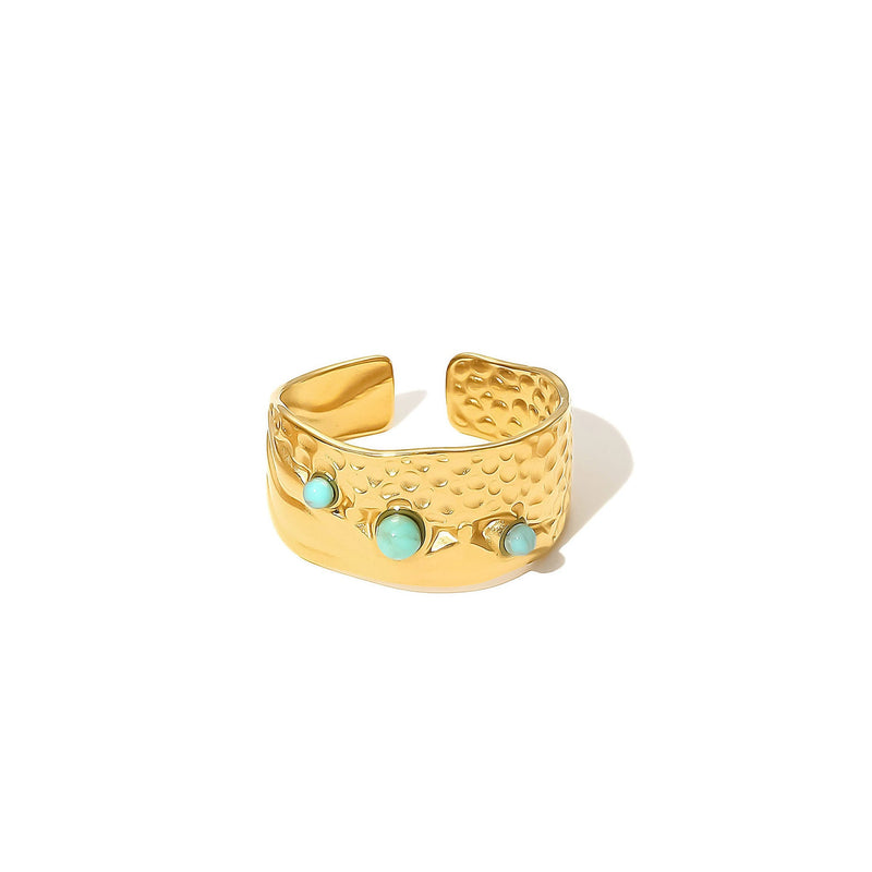 Charming Gold Ring for Any Occasion