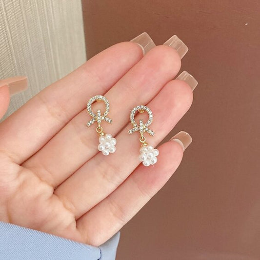 Beautiful Silver Earring with Unique Style